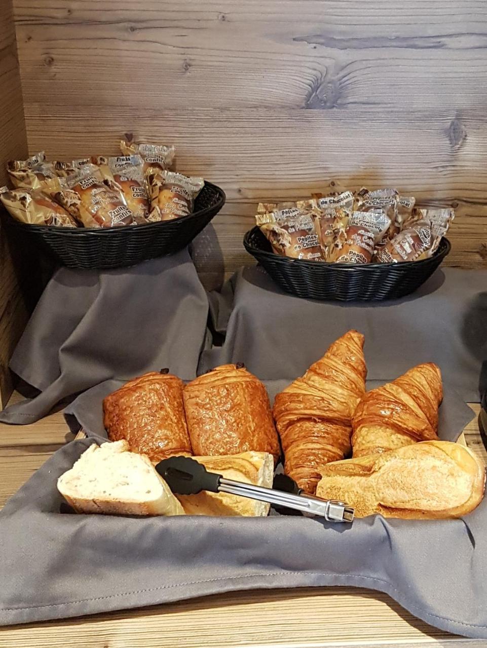 Hotel Du Soleil Aillon-le-Jeune Ngoại thất bức ảnh